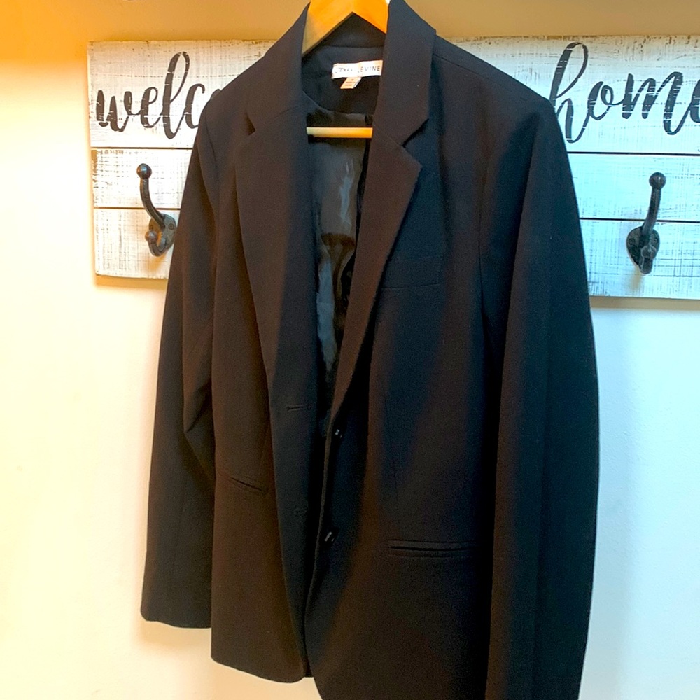 Black blazer!